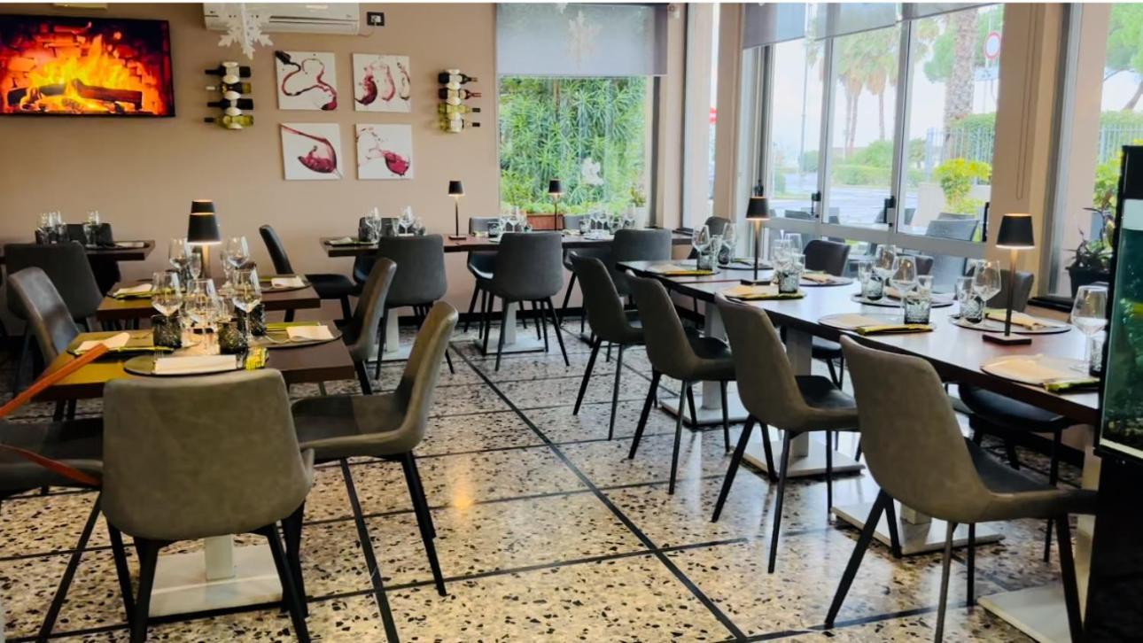 Hotel Le Nereidi Черво Экстерьер фото